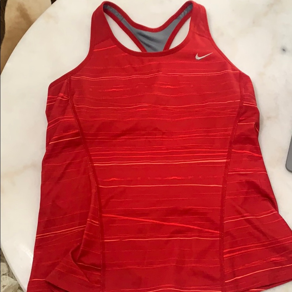Nike top size M, gently worn